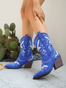 Damskie buty z haftem zachodnim na grubym obcasie i wycięciu w kształcie litery V - Niebieski - Zobacz 5