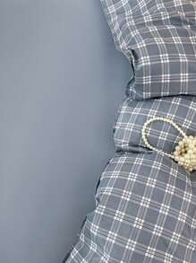 4pcs Bedding Set For Home/Dorm Reversible Printed Duvet Cover, Solid Color Sheet, 2pcs Pillowcases (1pc Duvet Cover + 1pc Bed Sheet + 2pcs Pillowcases), Soft And Comfortable Bedroom Bedding