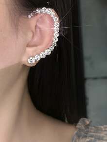 Pendientes de aleación de moda versátil clásica europea y americana, elegantes pendientes que pueden crear el aspecto de 7 perforaciones de oreja con un solo orificio, estilo minimalista - Plateado - Ver 6