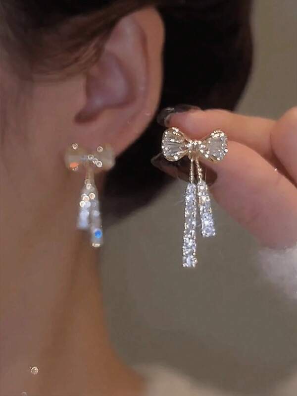 1 par de aretes largos con borlas de mariposa, aretes de novia de moda, con adorno de cristal de gota de agua, estilo dulce adecuado para novias, damas de honor, fiestas de boda y uso diario