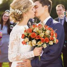 1/3PCS Artificial Roses Flowers Silk EUCALYPTUS Bouquet Valentine's Day Gifts Wedding Decoration DIY Wreath Material, Bride Holding Wrist Flower Decoration Accessories, Wedding Car Decoration, Lintel Arch Decoration, Home, Dining Room, Bedroom, Vase Decoration, Birthday Party Decoration Materials New Year Gifts