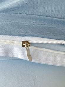 4件套极简风格柔软拉绒床品套装，适用于宿舍双层床、婴儿房、儿童房，包含1件羽绒被套、1件床笠、2件枕套。防滑360°包覆，不含荧光增白剂，透气、可水洗、防褪色、抗菌、保暖 - 月光霧藍 - 查看 10