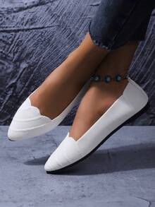 2025 Autumn Women's Pointed Toe Slip-On Knitted Striped Flat Shoes, Solid Color Bohemian Chic Fashion Casual Comfortable Outdoor Cute Ribbed Flats, Suitable For Holiday, Party, Home, Office, Outdoor, All Seasons - White - View 3