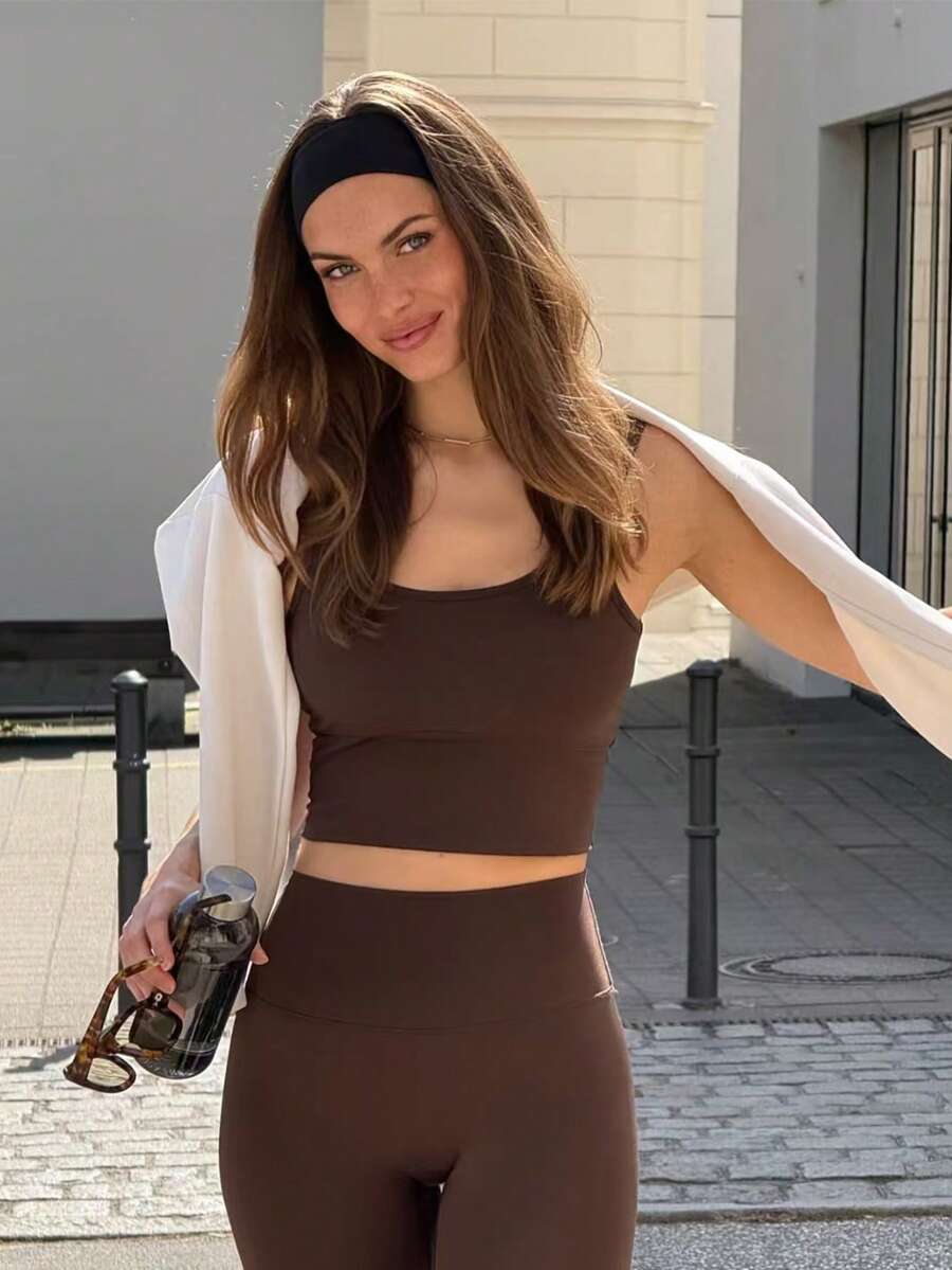 Women Bandana 1pc Sweat-Absorbent Sports Headband, Running Fitness Headwrap Hair Band Fashion Hair Accessories, Hairband Fall Winter For Vacation Outfits Woman Elegant Scarf - Black - View 1