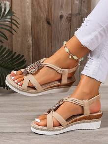 复古女式厚底坡跟凉鞋，5.5厘米波西米亚风黑色串珠绳底夏季沙滩度假凉鞋