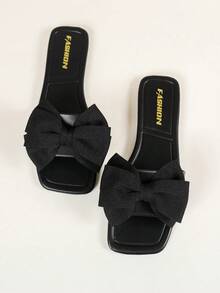 Women's Summer 2024 Square Toe Flat Plus Size Sexy Strap Sandals, Fashionable Bowknot White Sandals Suitable With Dress