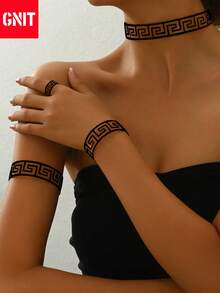 GNIT 4件套首饰，包含金色时尚镂空项圈、金色时尚镂空臂环、金色时尚镂空手链和金色时尚镂空戒指，适合女性日常佩戴。是一款高端珠宝，欧美风格朋克酷炫风格几何不对称女士头饰 - 黑色 - 查看 3