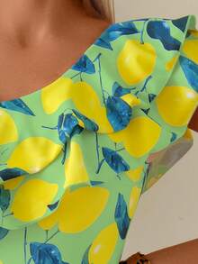 Women's Fashion Lemon Print Ruffled One-Piece Swimsuit - Green - View 4