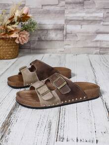 可调节扣环一脚蹬拖鞋，铆钉装饰，休闲时尚，室内/室外，平底凉鞋，拼色，适合青少年，男女通用，女士，新品，户外，运动，沙滩鞋，软底和鞋面，情侣，豹纹，派对，办公室，轻便，优雅，简约，舒适，休闲，派对，日常，旅行，婚礼，露营，骄傲，夏秋必备，礼物，性感，户外，复古设计 - 卡其灰 - 查看 9