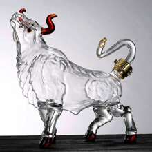 1 carafe en forme de taureau, animal fier avec la tête relevée, en verre borosilicate, verrerie artisanale faite à la main. Idéal pour le whisky, la vodka, le brandy et le vin rouge. Cadeau pour la fête des mères/des pères, pour les pères, les maris, les amis - le cadeau parfait pour les hommes.