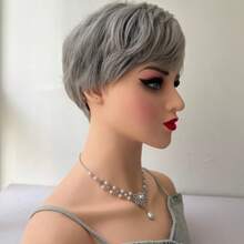 Short Layered Pixie Cut Dark Roots Gray Synthetic Hair Wigs Mom's Daily Soft And Healthy Heat-Resistant Synthetic Wig - Suitable For Daily Wear, Party Role-Playing, Halloween - 銀色 - 查看 6