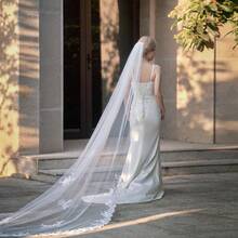 1件手工蕾丝边婚纱头纱，带梳子，欧美风格新娘头饰配饰，教堂拖尾情人节配饰 - 白色 - 查看 1