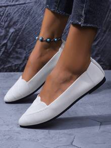 2025 Autumn Women's Pointed Toe Slip-On Knitted Striped Flat Shoes, Solid Color Bohemian Chic Fashion Casual Comfortable Outdoor Cute Ribbed Flats, Suitable For Holiday, Party, Home, Office, Outdoor, All Seasons - White - View 4