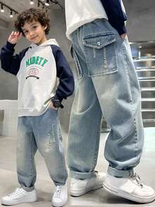 Jeansy vintage dla chłopców w stylu tween boy, proste, z przetarciami, luźny krój, z kieszeniami z patką i zapięciem na guziki, odpowiednie dla nastolatków w wieku 8-14 lat i starszych dzieci do noszenia na co dzień