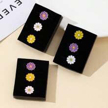 3 pièces/set Décoration d'ongle en fleurs de marguerite de couleur fraîche, naturelle et passionnée, compatible avec le bracelet Apple avec bouton décoratif pour bracelet de montre en silicone 38/40/41/42/44/45/49 mm, compatible avec le bracelet 9/8/7/6/5/4/3/2/1/SE. Bijou décoratif pour homme et femme, décoration d'amour