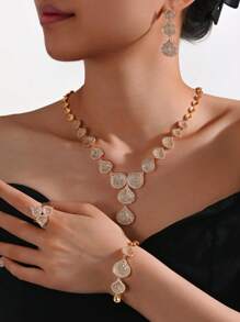 4 pièces Ensemble de collier, bracelet, boucles d'oreilles et bague de mariage de soirée de luxe Dubaï, décoration de mariée saoudienne avec design en zircone et goutte d'eau à gland