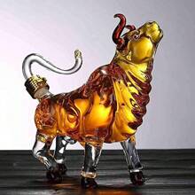 1 carafe en forme de taureau, animal fier avec la tête relevée, en verre borosilicate, verrerie artisanale faite à la main. Idéal pour le whisky, la vodka, le brandy et le vin rouge. Cadeau pour la fête des mères/des pères, pour les pères, les maris, les amis - le cadeau parfait pour les hommes.