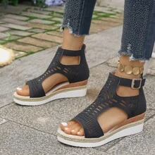 2025年夏季新款女士休闲凉鞋，波西米亚罗马风格，后拉链