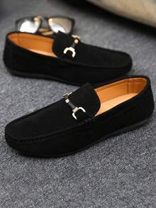 Men's Loafers, New Casual Shoes, Versatile Moccasin Shoes, Slip-On Boat Shoes With Metal Buckle Decor, Casual Shoes For Valentine's Day, Halloween, Outing, Date (Size Runs Small And Narrow, Suggest Ordering One Size Up) Chic Autumn - Black - View 4