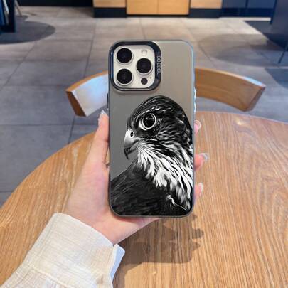 غطاء هاتف وقائي مطفي مضاد للسقوط مزود بطباعة UV بتصميم النسر المتوحش، مناسب كهدية للأصدقاء/الزملاء، متوافق مع أجهزة 11 12 13 14 15 16 Pro/Pro Max وS25 Ultra، S24 Plus، S23 FE، S22، A55، A54، A53، A16، A06، A15، A14، A33