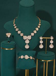4 pièces Ensemble de collier, bracelet, boucles d'oreilles et bague de mariage de soirée de luxe Dubaï, décoration de mariée saoudienne avec design en zircone et goutte d'eau à gland