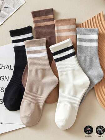 24双/12双女士运动条纹商务休闲长袜。黑白加厚中筒袜，舒适运动时尚条纹商务休闲长袜。柔软轻盈，防臭，男女通用运动袜。舒适运动，秋冬保暖