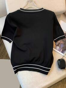 Atasan Rajut Kasual Gaya Baru dengan Blok Warna, Leher Bulat, Lengan Pendek, Potongan Longgar dan Menawan, Warna Hitam untuk Musim Semi. - Hitam - View 2