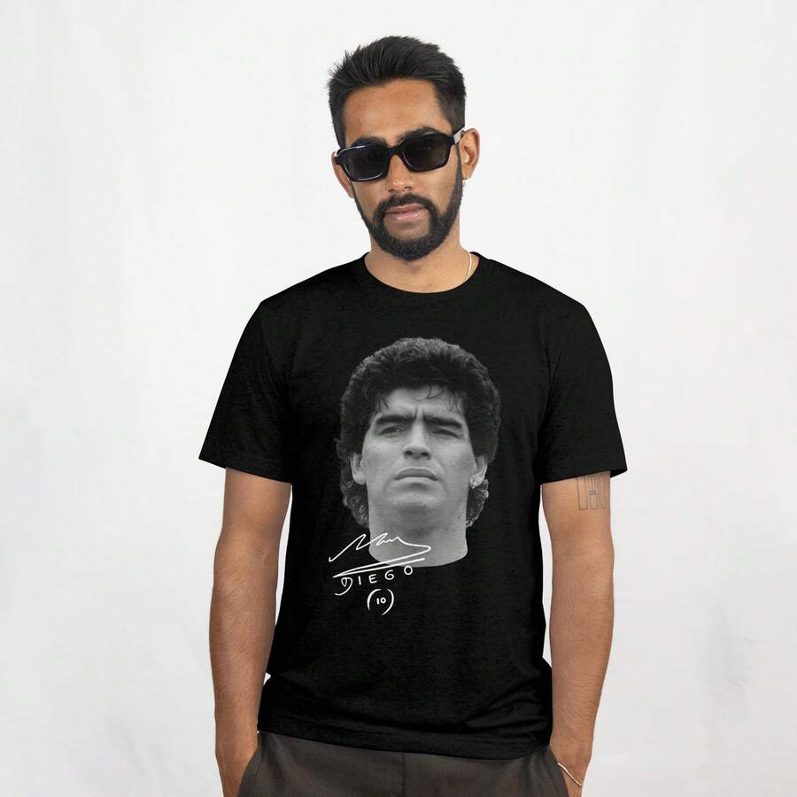 PLAYERA  MARADONA FUTBOL MUNDIAL LEYENDA ARGENTINA ICONO CAMISETA CAMISA, COMODA, CASUAL ,CALLE, DEPORTES, EJERCICIO, VACACIONES, PLAYA, PRIMERAVERA,GIMNASIO, GYM, PERFECTA PARA DEPORTE, PRIMAREVA UNISEX REMERA TOP T-SHIRT STREET MODA - Negro - Ver 1