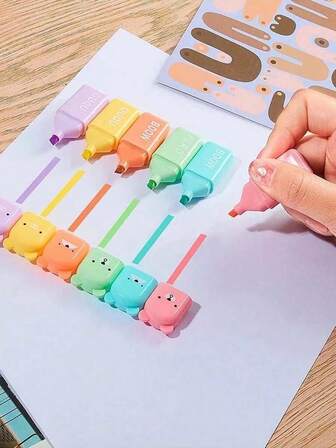 Set de 6 colores de mini marcadores estilo oso adorable con punta diagonal en tonos tipo macaron, artículos esenciales de regreso a clases, regalos para estudiantes, regalos para compañeros de clase, marcadores resaltadores, útiles escolares, suministros de oficina, bolígrafo, estuche, suministros para el aula, regalos de maestro para estudiantes, suministros de arte, marcadores, cuadernos