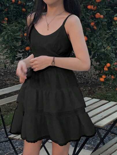 2025 春季无袖花卉蕾丝边蛋糕裙连衣裙，女装时尚