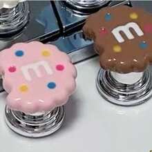 可爱M-Bean饼干马桶柱塞用于美甲专用高端创意浴室马桶冲水按钮装饰不再脏手（图片中彩色圆点随机分布。）