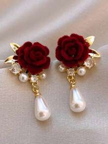 Juego de 2 pares de pendientes colgantes con perla falsa y strass en forma de rosa para mujeres y niñas - Joyería elegante para bodas, compromisos y fiestas - Regalo de Navidad ideal