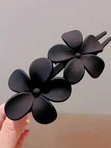 4pcs/1pc 10.5cm/4.13in Black, White, Khaki, Brown Large Flower Plastic Hair Clips, Fashionable, Versatile, Elegant, Minimalist Solid Color Hair Claws, Suitable For Daily Wear, Casual, Party, Commute, Hairstyling, Makeup, Outfit Accessorizing, Vacation Outfits Woman