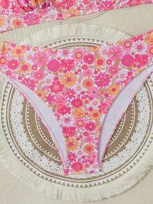 Bộ bikini hai mảnh màu hồng in hoa, kiểu lưng chéo, thích hợp cho kỳ nghỉ hè ở bãi biển. - Nhiều màu - Xem 6