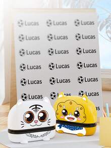 1 Stück schwarze süße Cartoon-Namens-Stempel aus wasserfestem Kunststoff für Kleidung, personalisiert für Studenten und Geschäftsnutzung, individueller Namens-Stempel für Kleidung, handschriftliche Unterschrift-Stempel, Siegel, kompakt, bügelfrei, individuell, einzigartiges ideales Geschenk für sie, Schüler, Arbeiter zu Jahrestagen, Geburtstagen, Zuhause, Schule, Urlaubsstimmung, Schüler der Sekundarstufe I und II, Studenten, Erstsemester, Zweitsemester