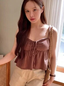 YIU 女士夏季纯色系带荷叶边吊带背心，女装夏季服装 - 咖啡棕 - 查看 9