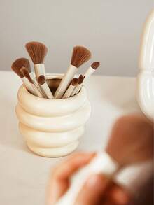 1个蜂蜜罐化妆刷收纳盒，梳妆台整理盒，可收纳眼影刷、眉笔等，高端产品 - 彩色 - 查看 9