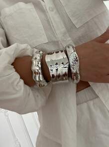 Bracelet élégant, minimaliste et stylé, convient à toutes les occasions comme les fêtes, les banquets, les festivals de musique, le port quotidien, parfait comme cadeau de vacances