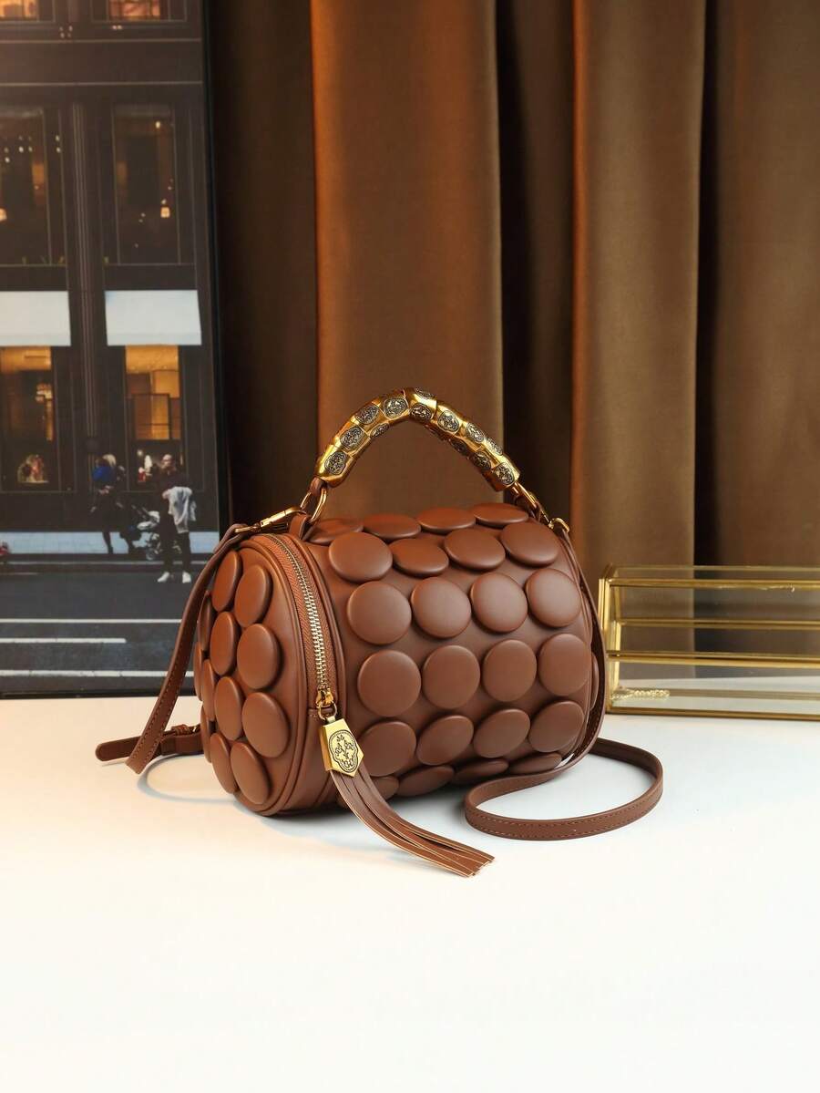 圆点图案波士顿包，通勤包，圆柱包，配有独特的金属腕带斜挎包 - 棕色 - 查看 1