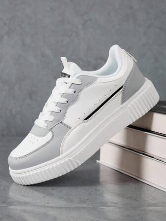 Zapatos de skate con suela gruesa para hombres - Zapatillas deportivas antideslizantes que aumentan la altura, calzado ligero de uso urbano, zapatos deportivos multifuncionales blancos para primavera