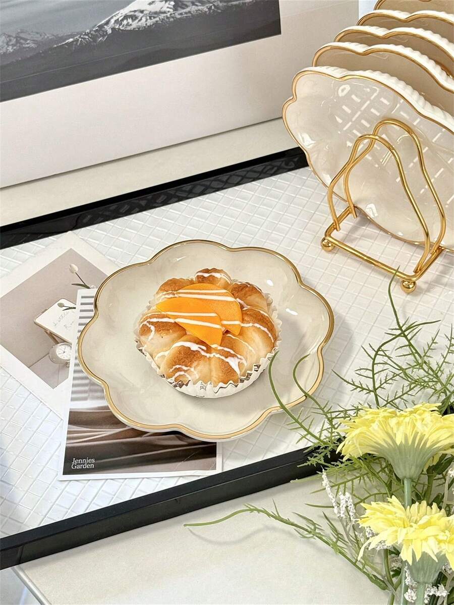 Trays - Creamy White Lace Plate 15cm - View 1