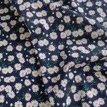 0,5m/1m/2m/3m*145cm zarte, hochwertige, marineblau-gänseblümchen-bedruckte Stoffbahn, verziert mit zarten und charmanten Blumendruckmustern, geeignet für DIY modische Kleidung, Puppen, Bastelprojekte für alle Jahreszeiten
