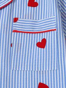 Conjunto de pijama de top de manga corta con estampado de rayas y corazones y shorts para mujer, color azul claro fresco - Azul - Ver 4