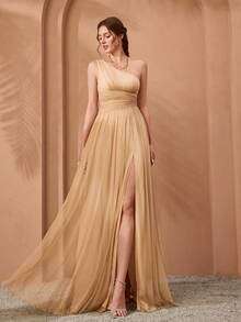 不对称单肩褶皱胸围、镂空腰部开衩超长连衣裙，带网眼细节 - 杏色 - 查看 4