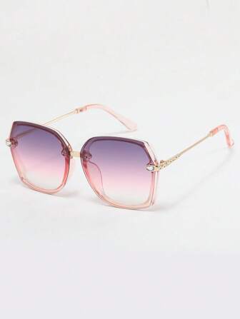 1 pièce Lunettes de soleil carrées pour femmes avec cadre en plastique et protection UV, branches en métal rose avec design vintage serti de strass. Convient pour l'été, les voyages à la plage, les sorties, les activités de plein air, les vacances à et les cadeaux pour la famille et les amis