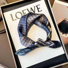 New Fashionable Elegant Women's Square Scarf 100% Silk Versatile Decorative Neck Scarf