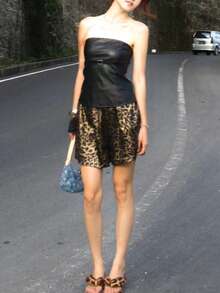 OUTTA BOX Summer Fashion Bandeau Crop Top With Waist Belt, Suitable For Summer Seasons - Black - View 2