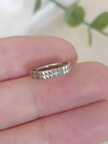 1pc Stainless Steel Carved Flower Nose Ring, Suitable For Women