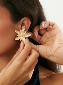 Set de 2 Pendientes elegantes y de lujo con flor de metal, accesorios de moda para mujer, fiesta, boda, cumpleaños, regalo