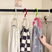 1/2pcs Patented Exclusive Plastic Rotating Scarf, Hat, Bag And Tie Holder Rack, Multi-Functional Hanger Suitable For Indoor Wardrobe And Outdoor Display Window Auxiliary Hook - Multicolor - View 7